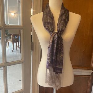 Scarf gray purple w gray fringe paisley flower print silk or silk blend no tag